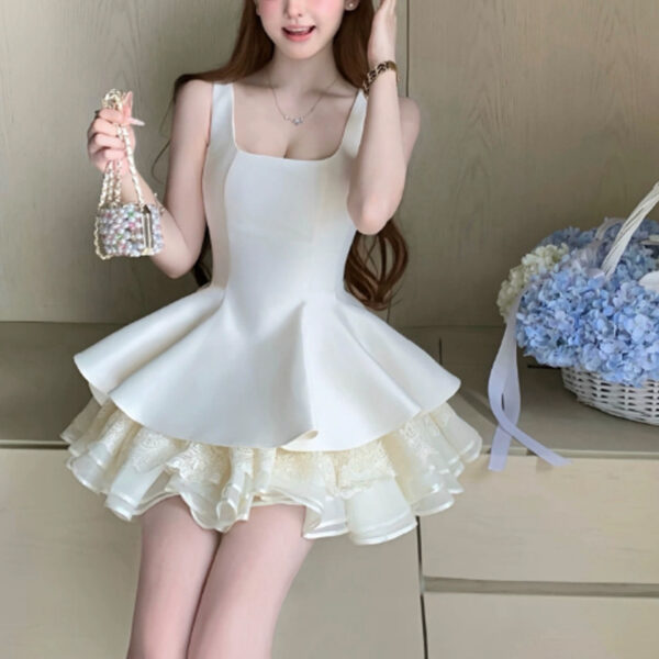 Women's Casual Versatile Layered Dress With A Large Bow Detail