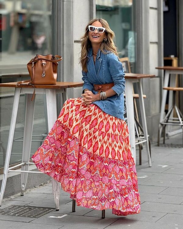 2effd3e8-7567-4d1e-a5ca-fe26fb44bea2.jpg Printed Ruffled Maxi Skirt