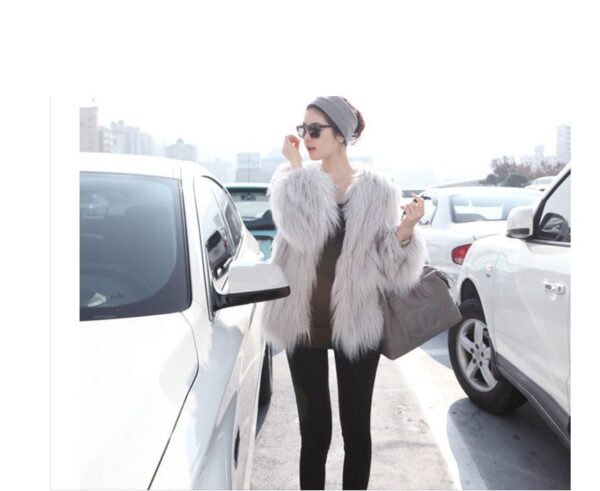 f56eb20c-1c84-4ecf-8153-af0a7a047d92.jpg Women's Plus-size Faux Fur Coat